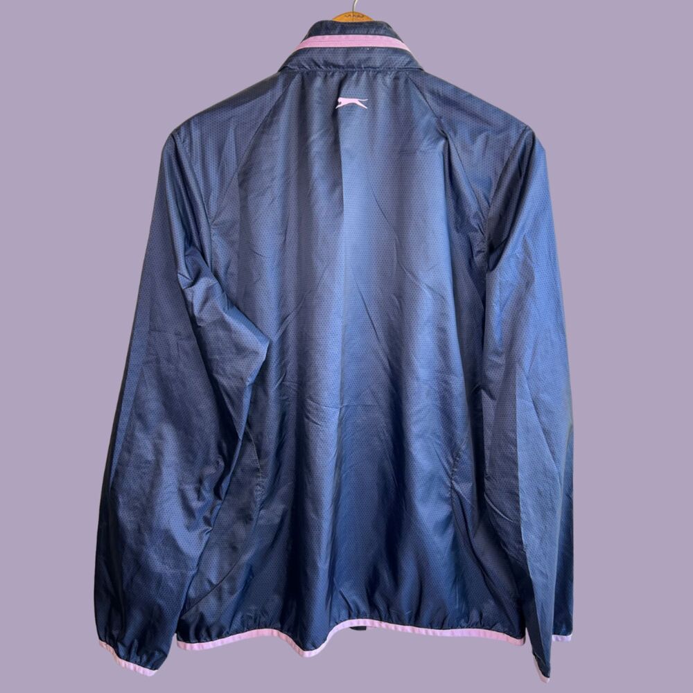 Slazenger Golf Windbreaker with Zip In Hood - Picture 5 of 7